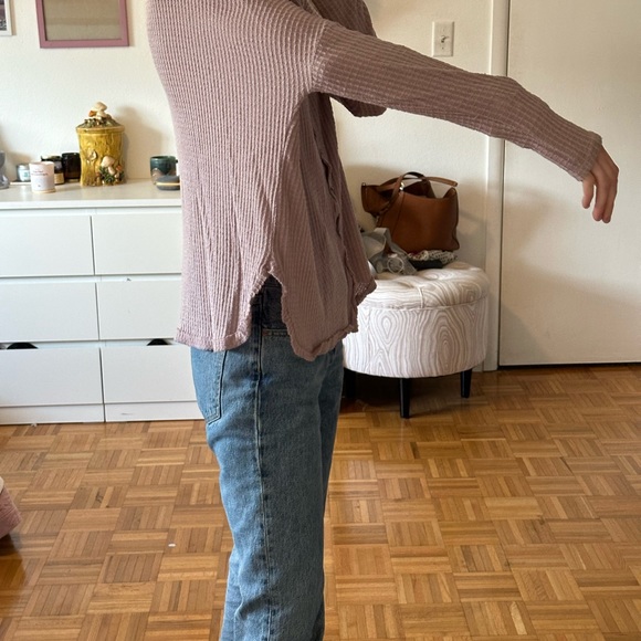 Urban Outffiters/ under the stars mauve waffle top - Picture 4 of 4